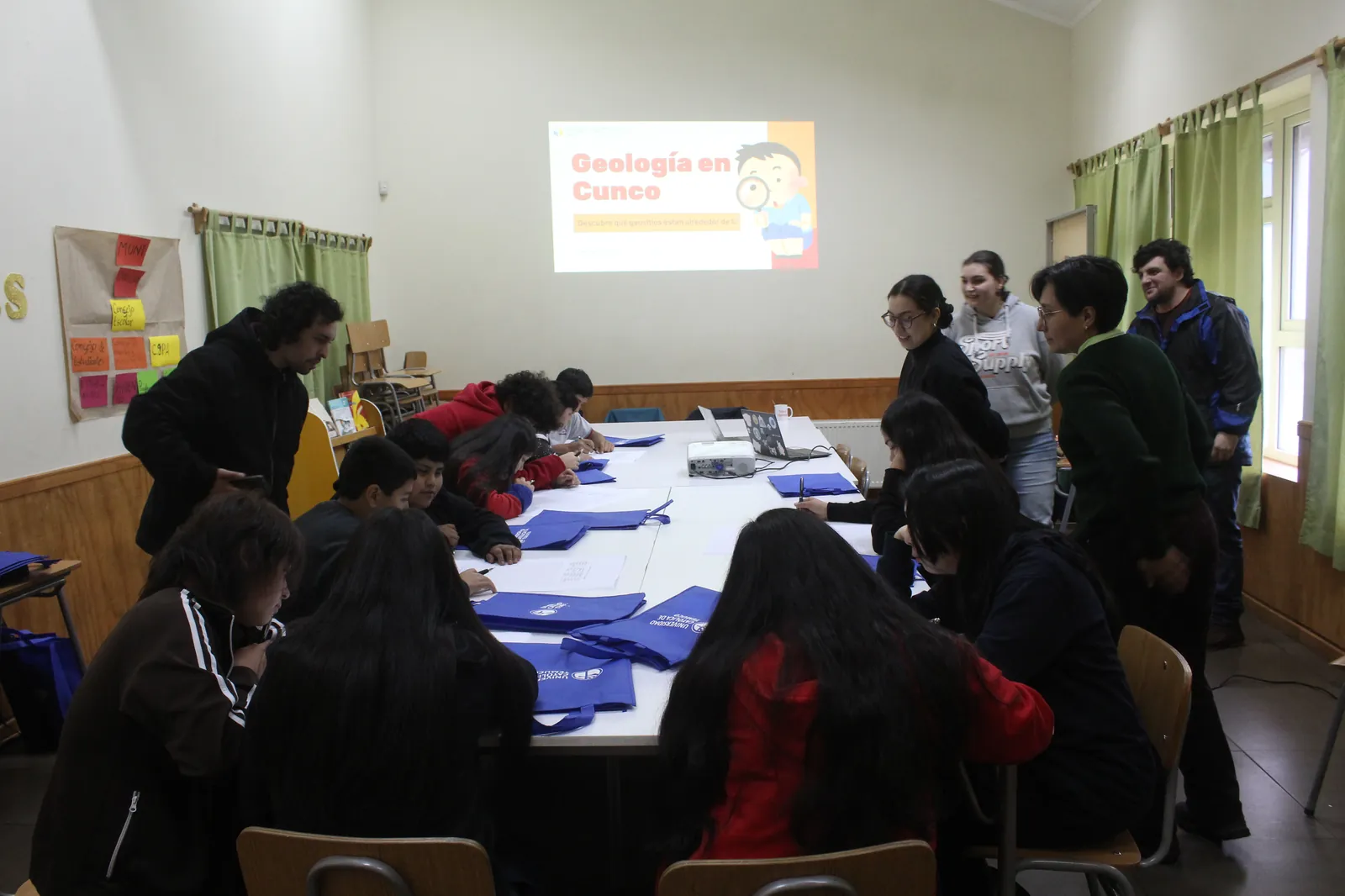 Actividad de divulgación escolar